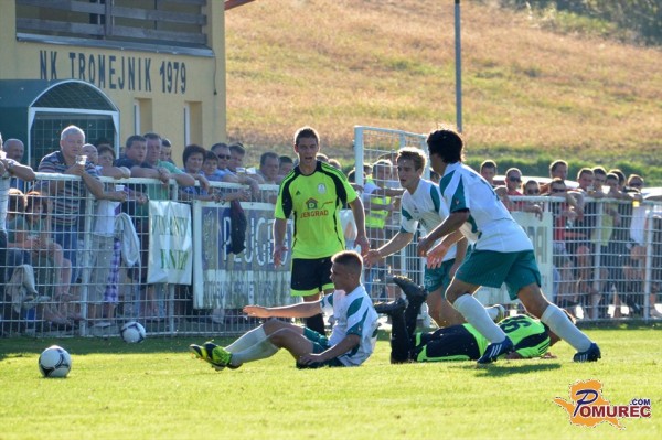 FOTO: Veržej z igralcem manj premagal Tromejnik